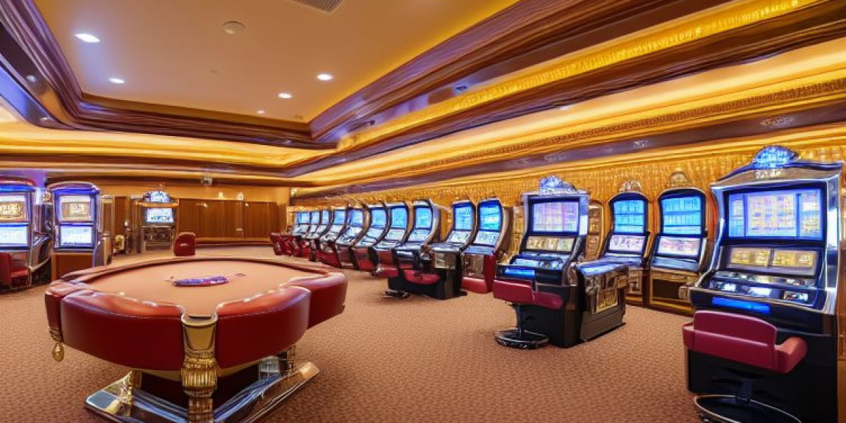 Online Croupier Quality at Crown Gold