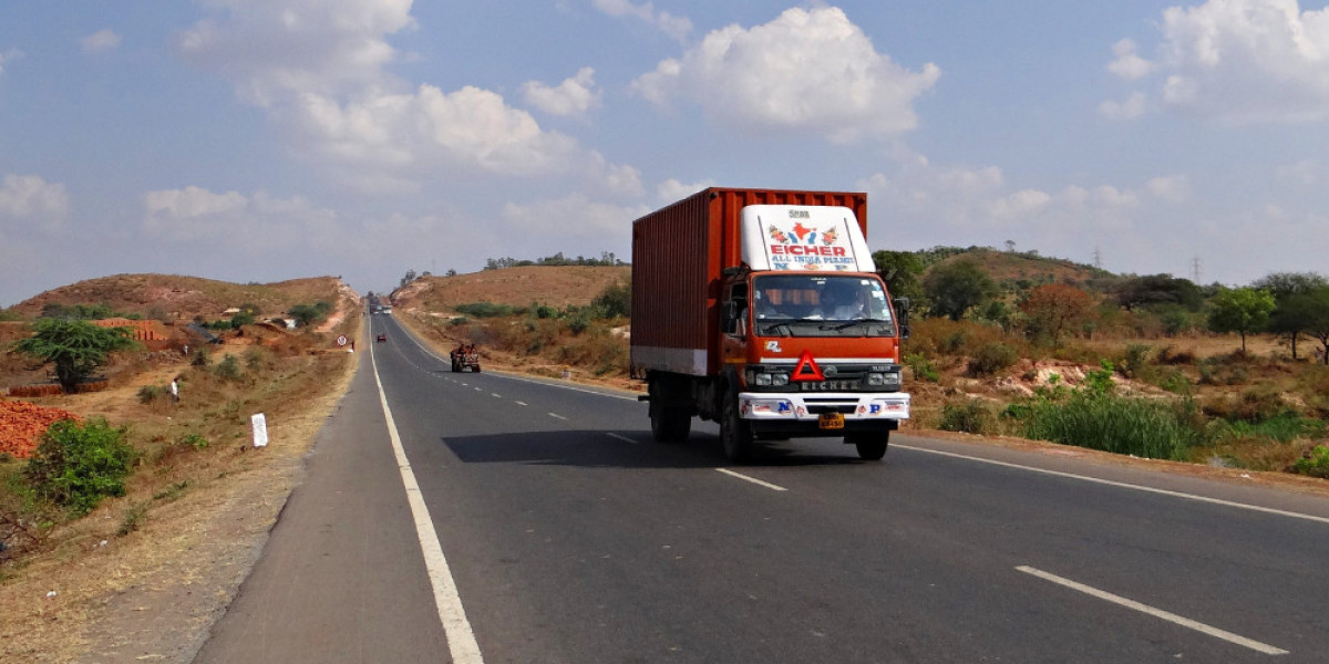 سطحة مكة المكرمة – خدمات النقل والسحب السريع على مدار الساعة